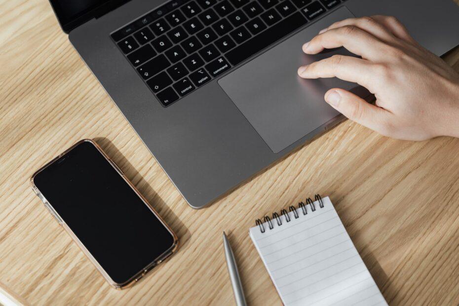 Illustration of How Mobile Swipe Gestures Are Influencing Laptop Trackpad Design
