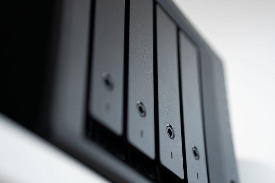 Illustration of The Everyday Tricks Behind Drag-and-Drop File Sharing Between Devices