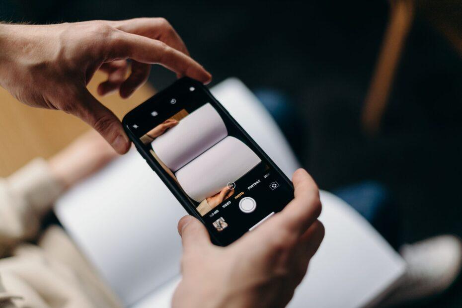 Illustration of The Everyday Tricks Behind Using a Phone Camera as a Document Feed